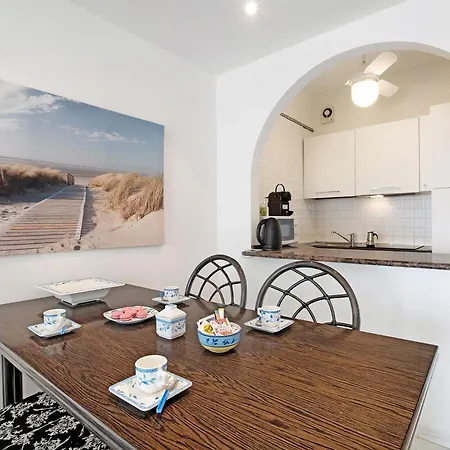 Relaxing Sea View Apartment Lido di Jesolo